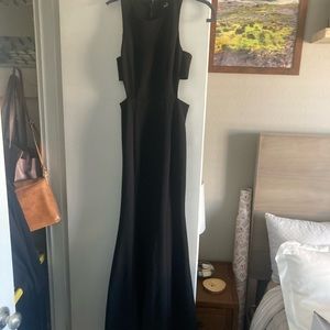 Black formal dress from Lulu’s. Never worn but tags are off.